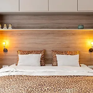 angelo-bello-luxury-suite-city-center.bucharesthotelsnow.com/